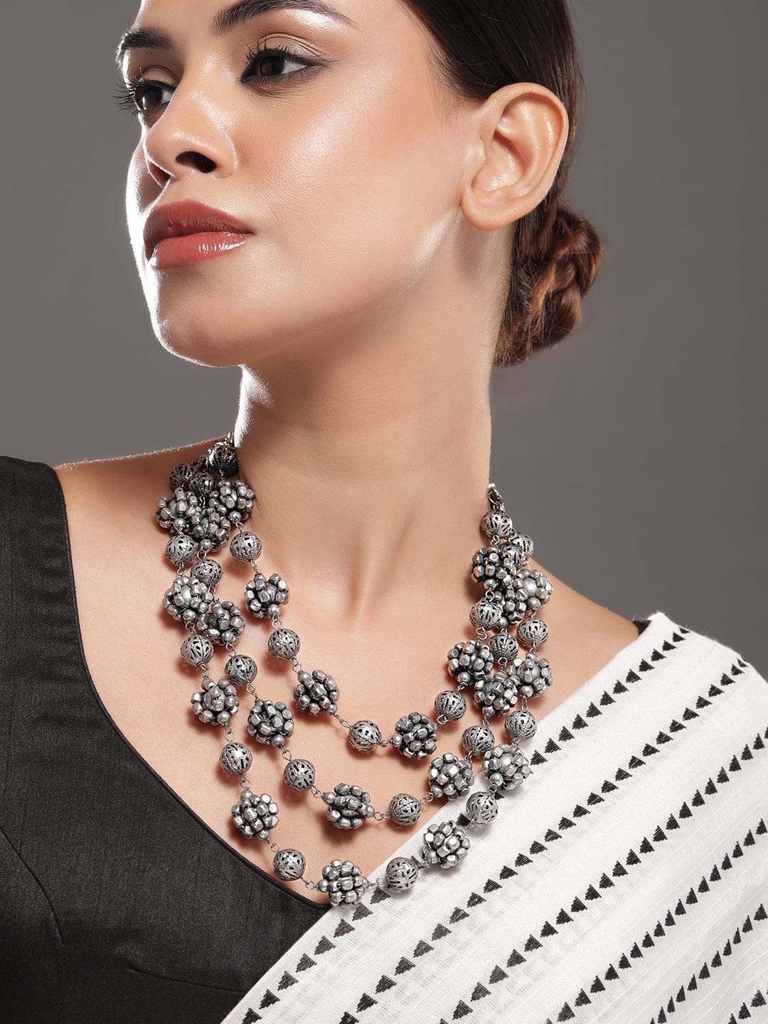 Rubans Silver-Plated Artificial Beads Layered Necklace Necklace & Chain