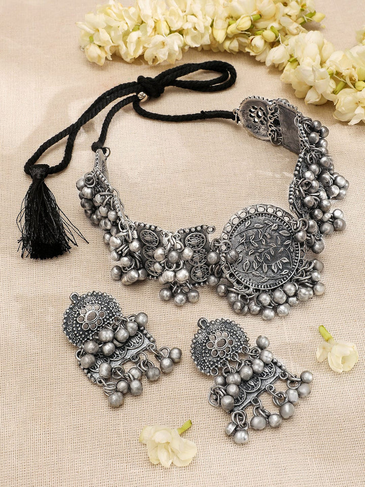 Rubans Silver-Plated Beaded Floral Engraved Oxidized Jewellery Set Necklace Set