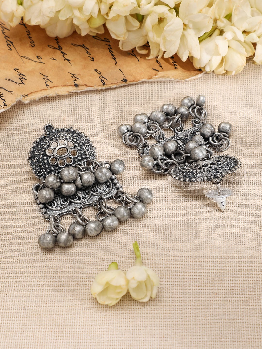 Rubans Silver-Plated Beaded Floral Engraved Oxidized Jewellery Set Necklace Set