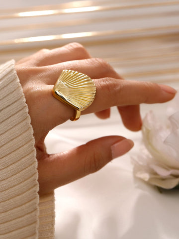 Rubans Voguish 18K Gold-Plated Adjustable Shell Motif Finger Ring Rings