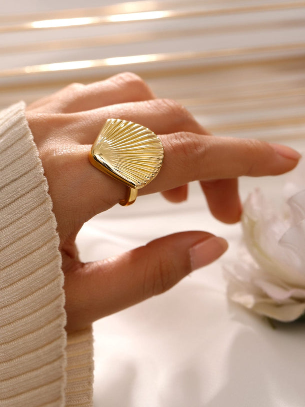 Rubans Voguish 18K Gold-Plated Adjustable Shell Motif Finger Ring Rings
