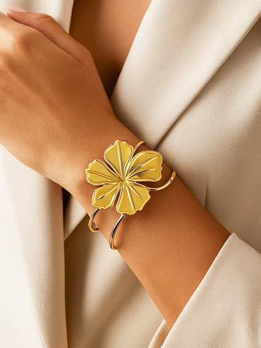 Rubans Voguish 18K Gold-Plated Stainless Steel Tarnish-Free Waterproof Bold Floral Cuff Bracelet Bracelet