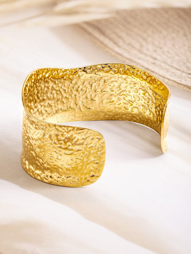 Rubans Voguish 18K Gold Plated Stainless Steel Tarnish-Free Waterproof Hammered Cuff Bracelet Wristwear