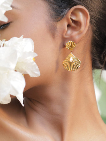 Rubans Voguish 18K Gold-Plated Stainless Steel Tarnish-Free Waterproof Shell Design Drop Earrings with Pearl Earrings