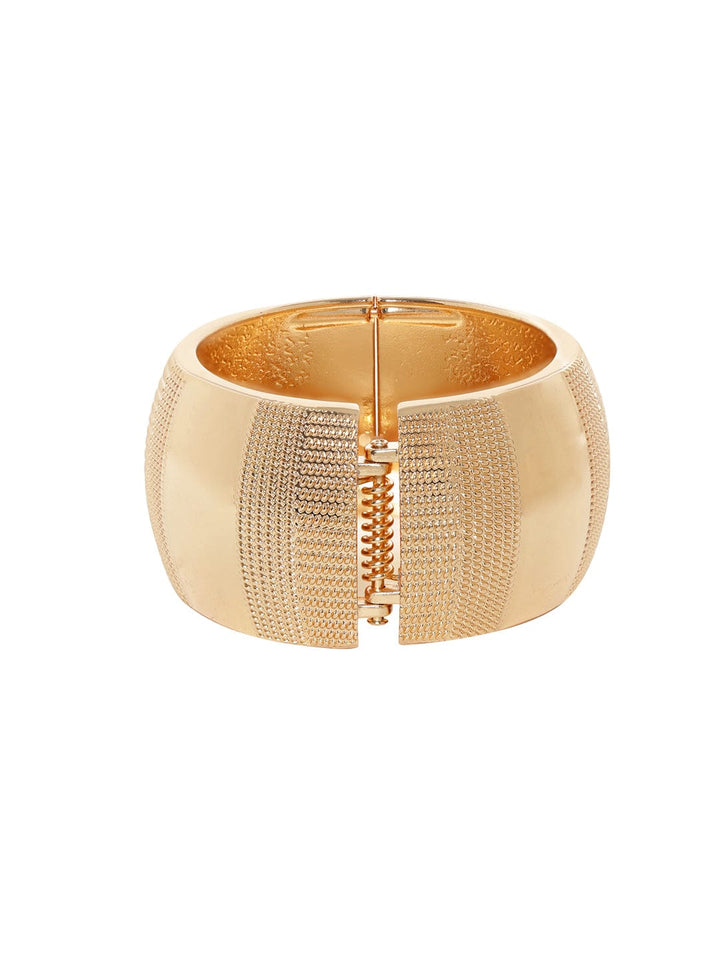 Rubans Voguish Gilded Harmony: Set of 2 Gold-Colored Bracelets Bangles & Bracelets