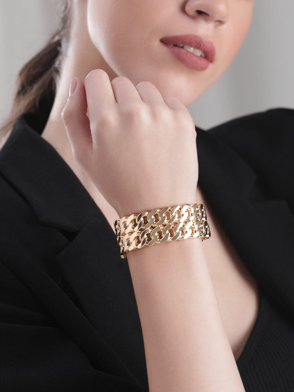 Rubans Voguish Gold plated Cuban Link Pattern Statement Bracelet Bangles & Bracelets