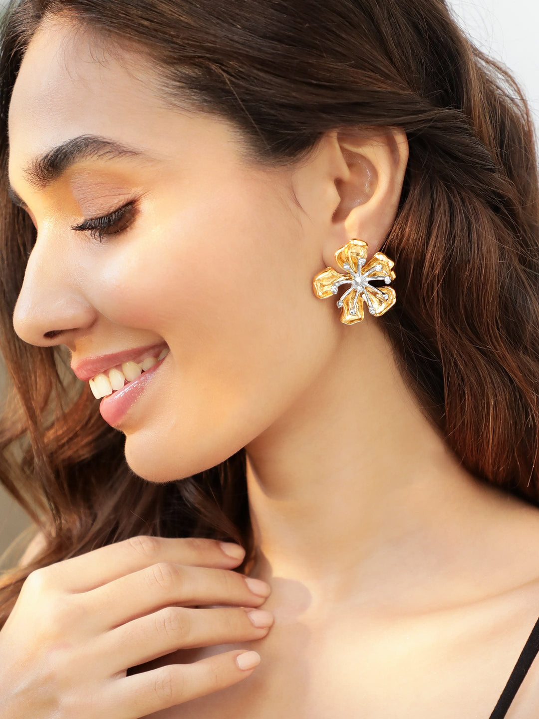 Rubans Voguish Gold-Plated Floral Studs Earrings Earrings
