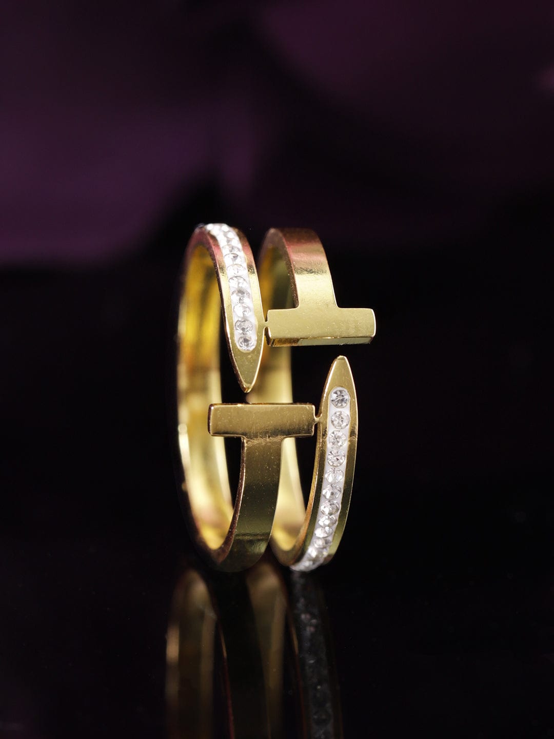 Rubans Voguish Gold Plated Stainless Steel Dazzling Zirconia Contemporary Adjustable Ring Rings