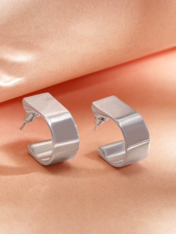 Rubans Voguish Modern Elegance Silver Plated Hoop Earrings Earrings