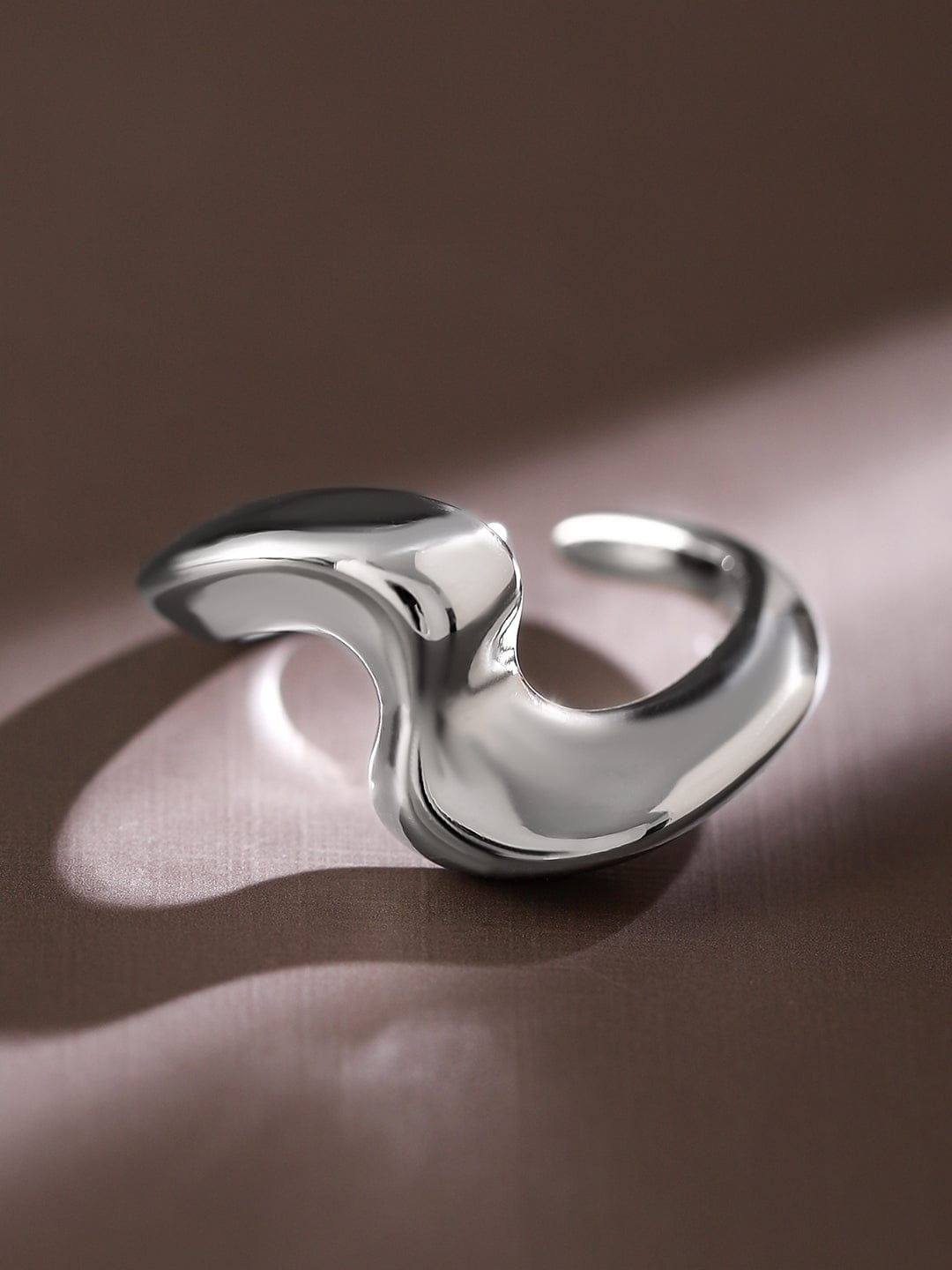 Rubans Voguish Rhodium-Plated Abstract Adjustable Ring Rings