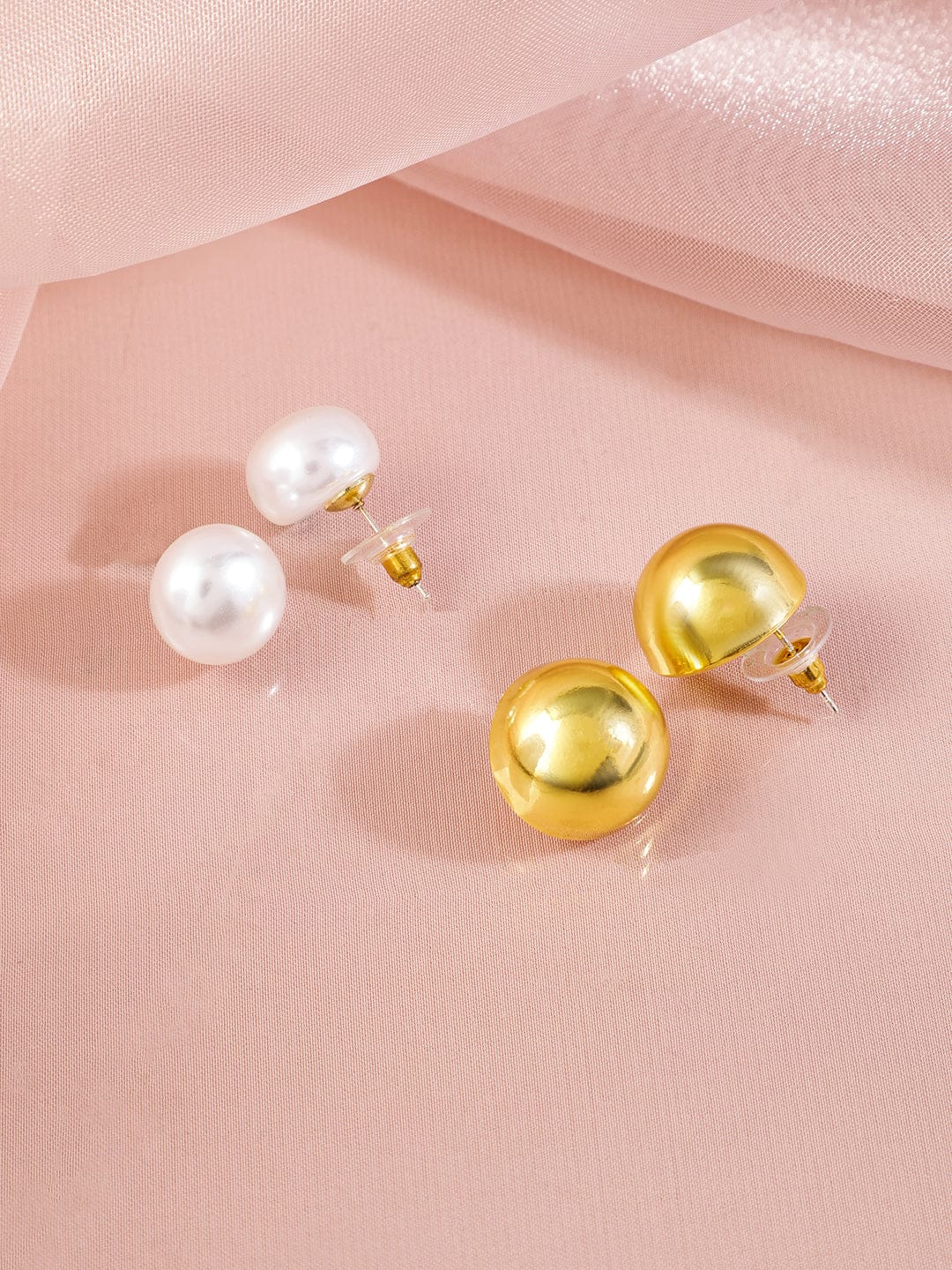 Rubans Voguish Set Of 2 Gold-Plated Circular Pearls Studs Earrings
