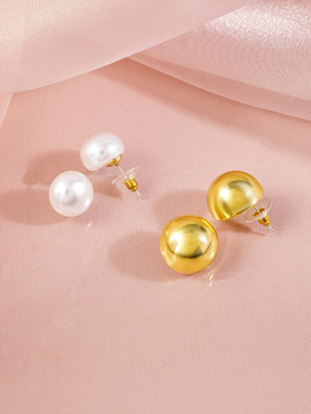 Rubans Voguish Set Of 2 Gold-Plated Circular Pearls Studs Earrings