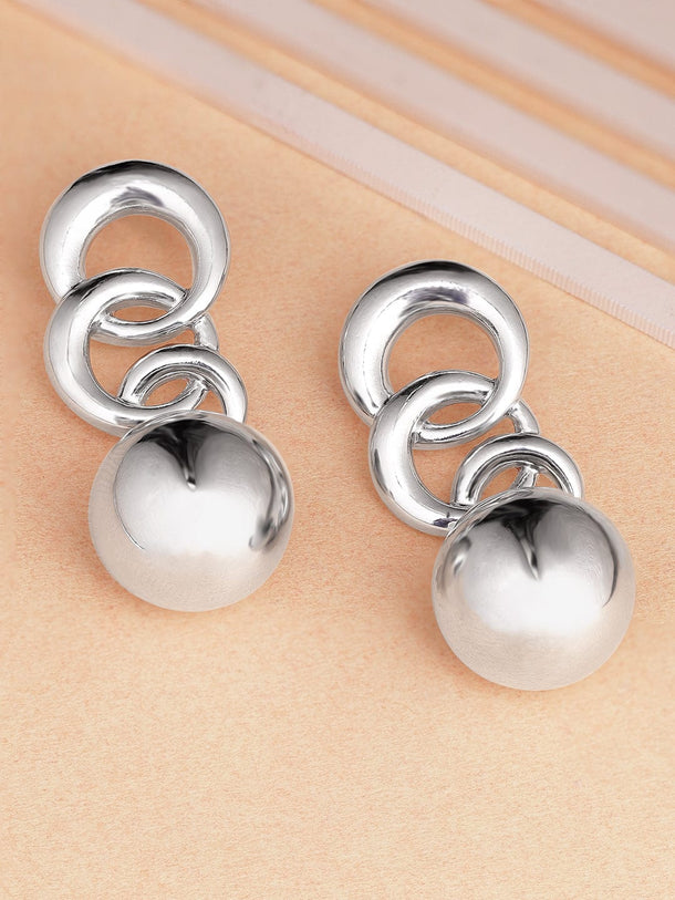 Rubans Voguish Silver Pearls Ensemble Silver Plated Linked Chain Drop Earrings Earrings