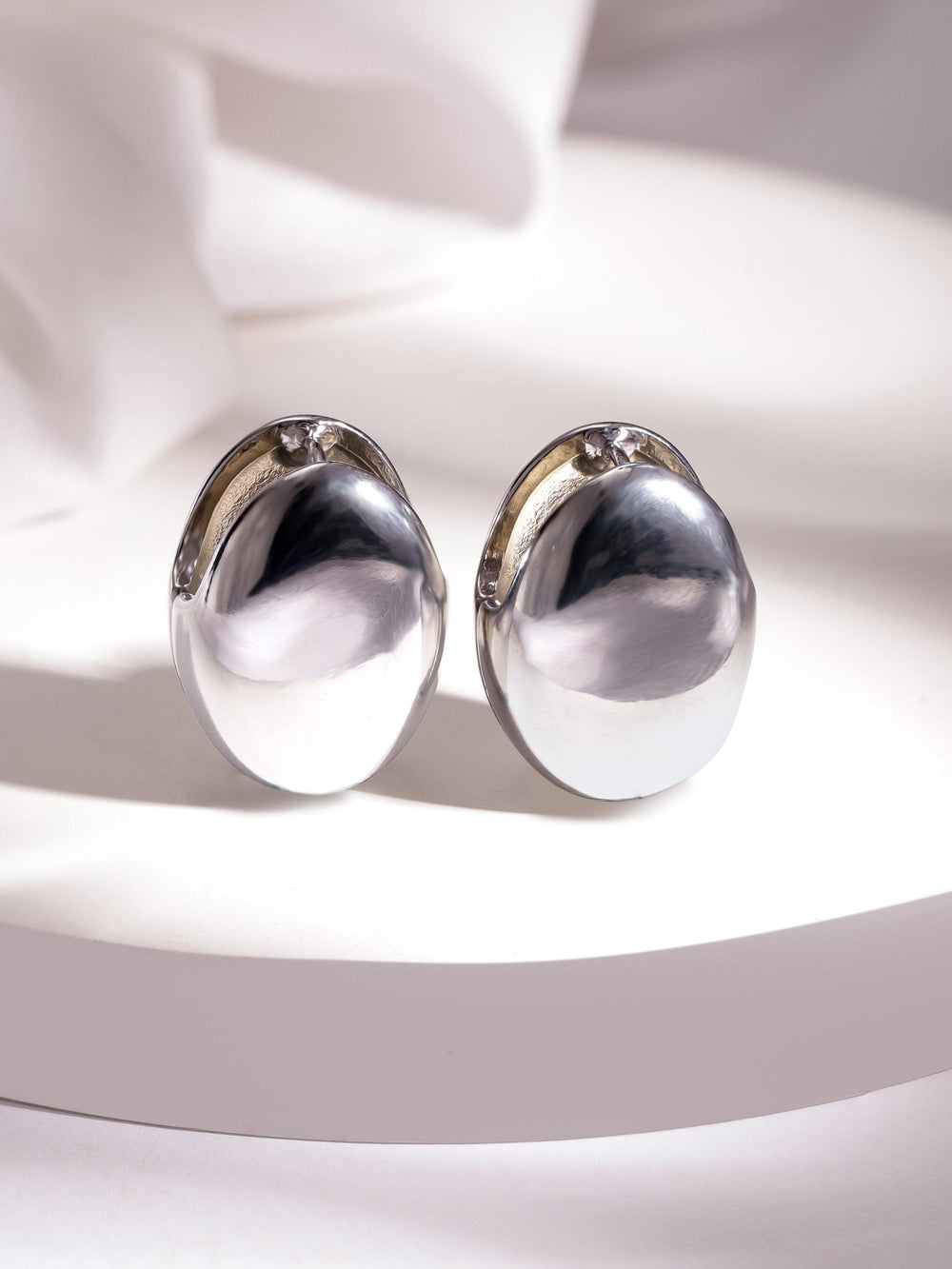 Rubans Voguish Silver-Plated Oval Studs Earrings Earrings