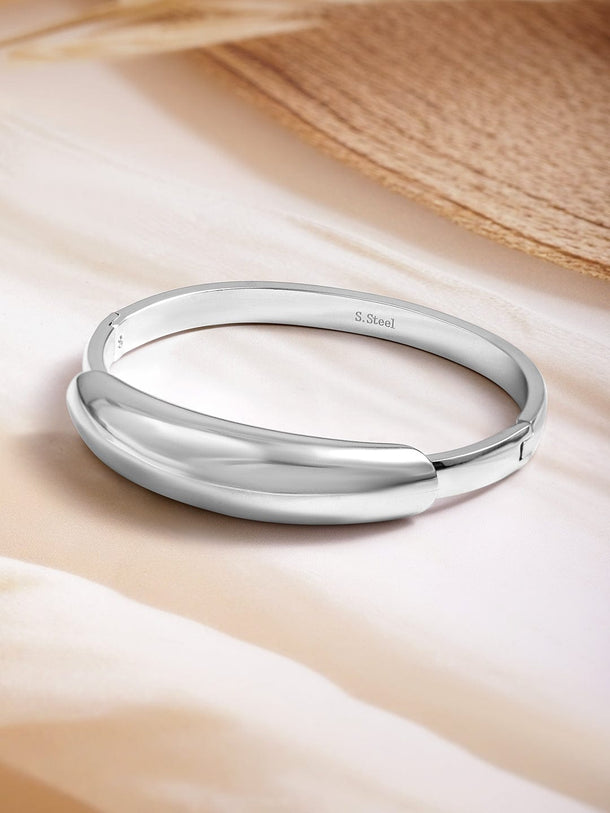 Rubans Voguish Silver Plated Stainless Steel Tarnish-Free Waterproof Bangle Bracelet Wristwear