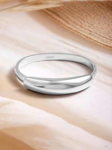 Rubans Voguish Silver Plated Stainless Steel Tarnish-Free Waterproof Bangle Bracelet Wristwear