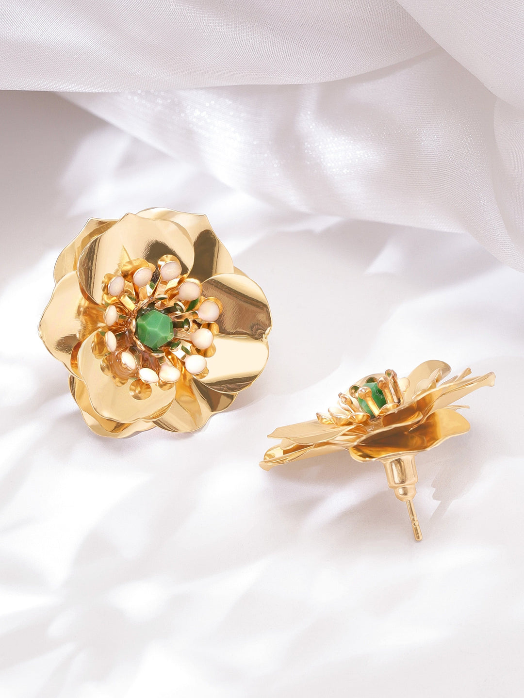 Rubans Voguish Whimsical Garden gold plated Floral Motif Stud Earrings Earrings