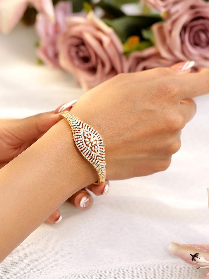 Rubans Women Brass Cubic Zirconia Handcrafted Gold-Plated Cuff Bracelet Bracelet