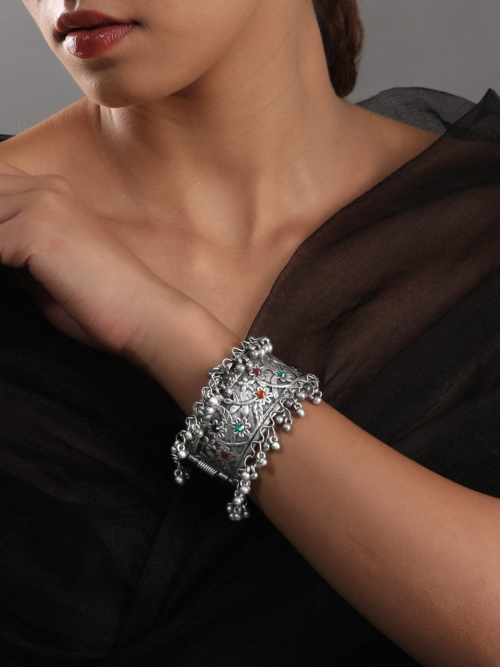 Rubans Women Silver-Plated Oxidised Kada Bracelet Bangles & Bracelets