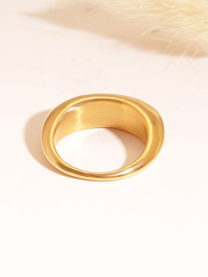 Stainless Steel 18 KT Gold Plated Waterproof tarnish-free Classic Edge Dome Ring