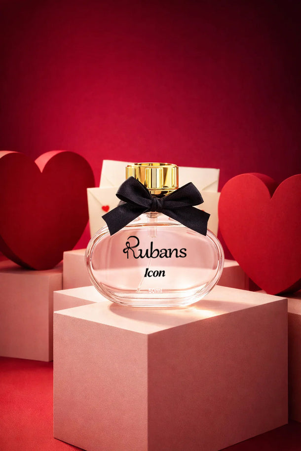 Glittering Hearts Pendant Set & Perfume Gift Box