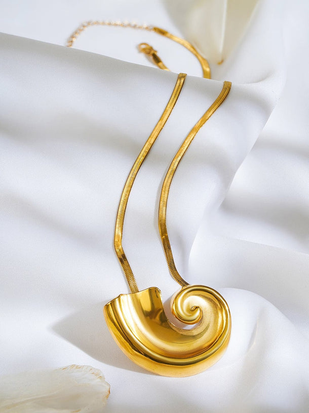 Trendy Shell Charm Statement Necklace Chain Necklace & Chains