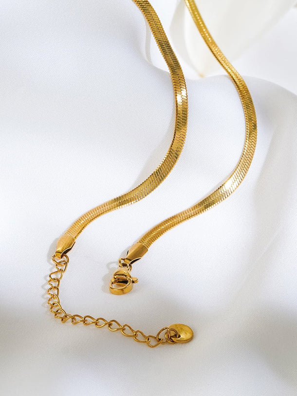 Trendy Shell Charm Statement Necklace Chain Necklace & Chains