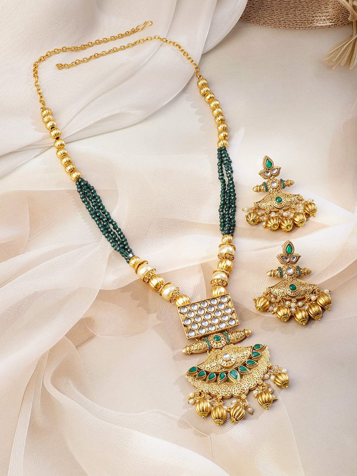 Vintage Luxe Green & Golden Necklace Set Jewellery Set