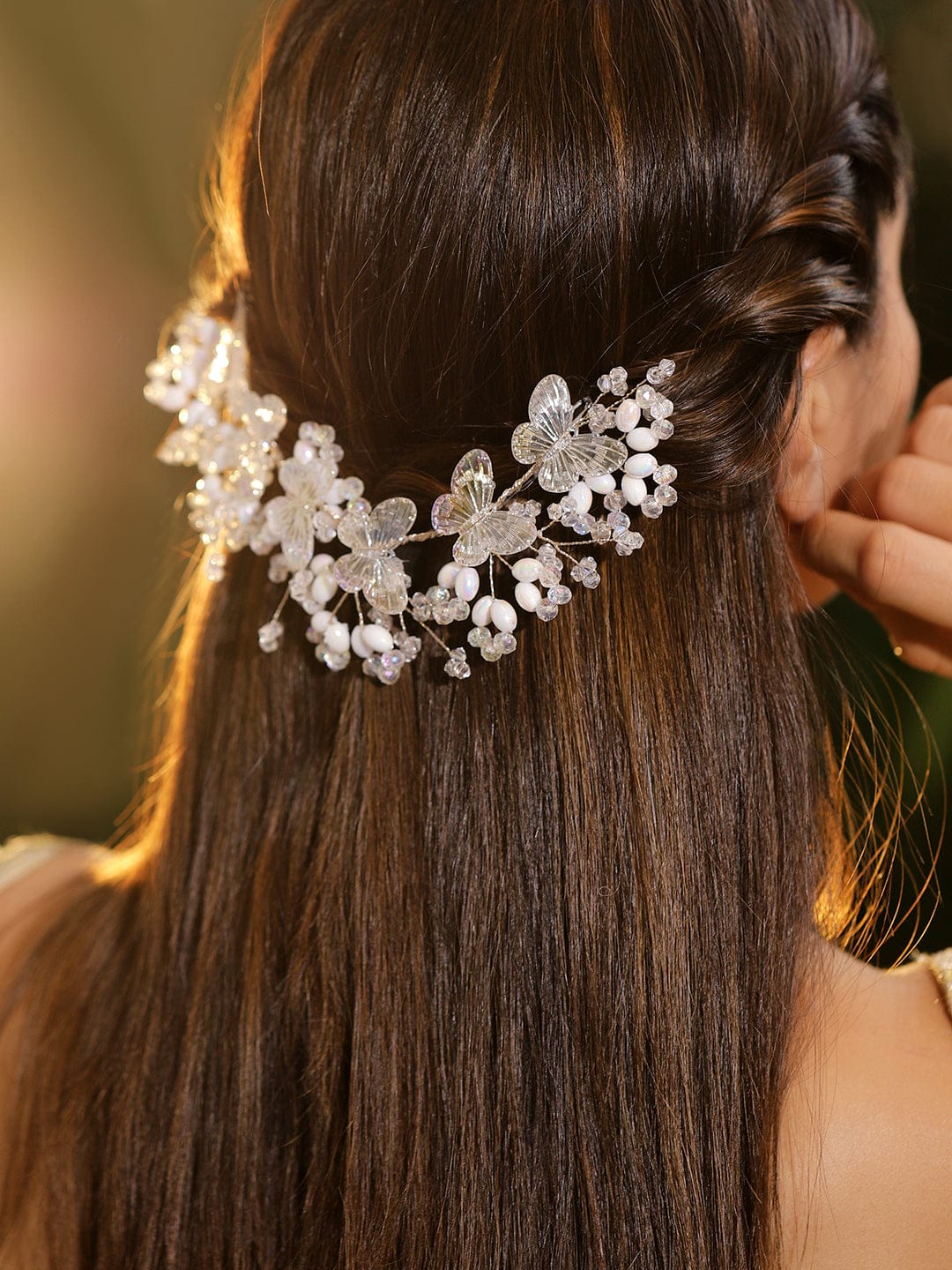 White Garden beaded hair accessory Head Jewellery