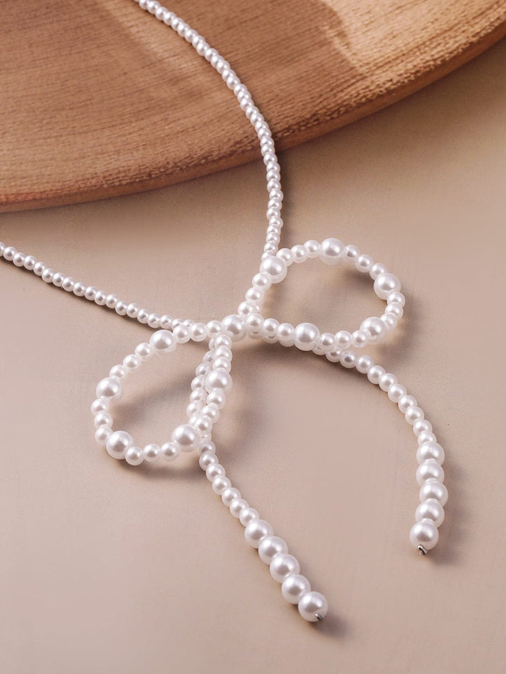 White Pearl Bow Necklace with Silver-Plated Clasp Necklace