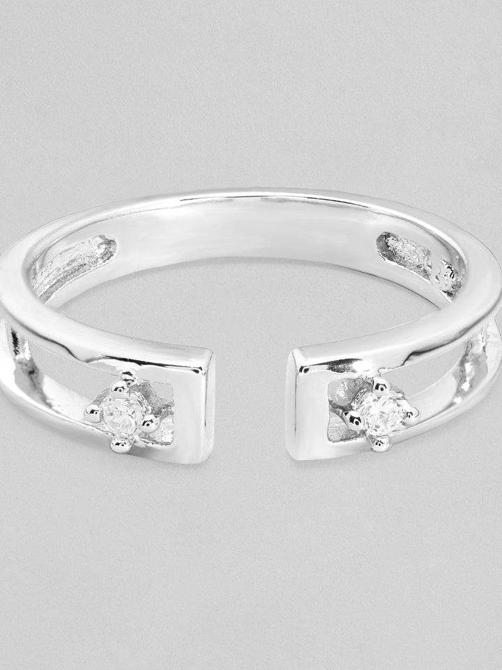 Rubans 925 Silver Enclosed Zirconia Elegant Adjustable Ring. Rings