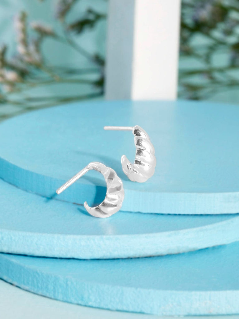 Shop Rubans 925 Silver Modern Minimal Ring Hoop Earrings. Online