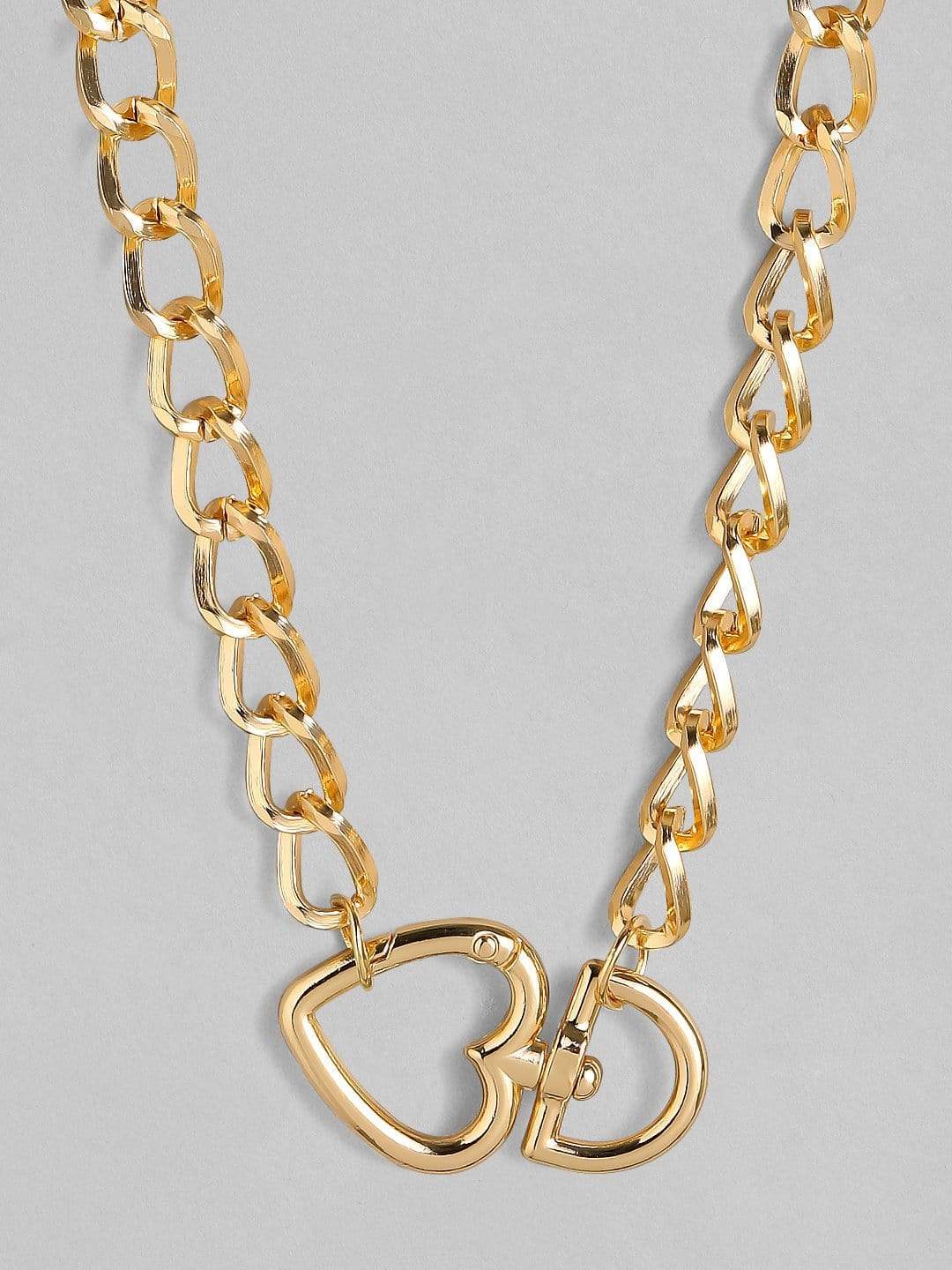 Tiffany 1837™ Interlocking Circles Pendant in Yellow Gold, Small | Tiffany  & Co.