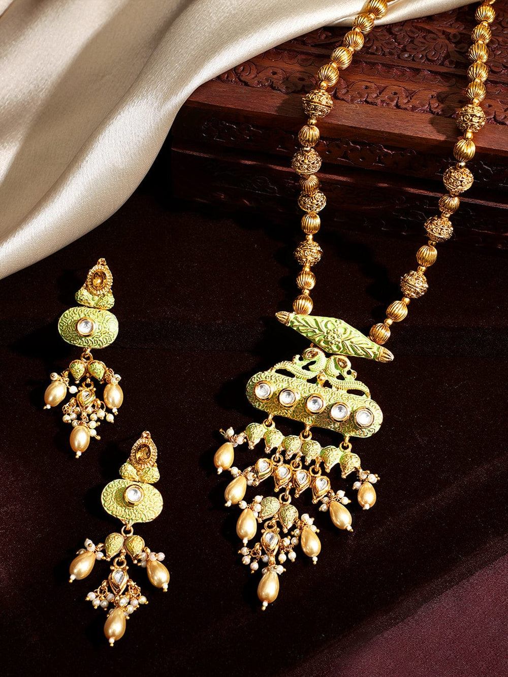 Rubans Gold-Plated Handcrafted Kundan-Studded Statement Necklace Set Necklace Set