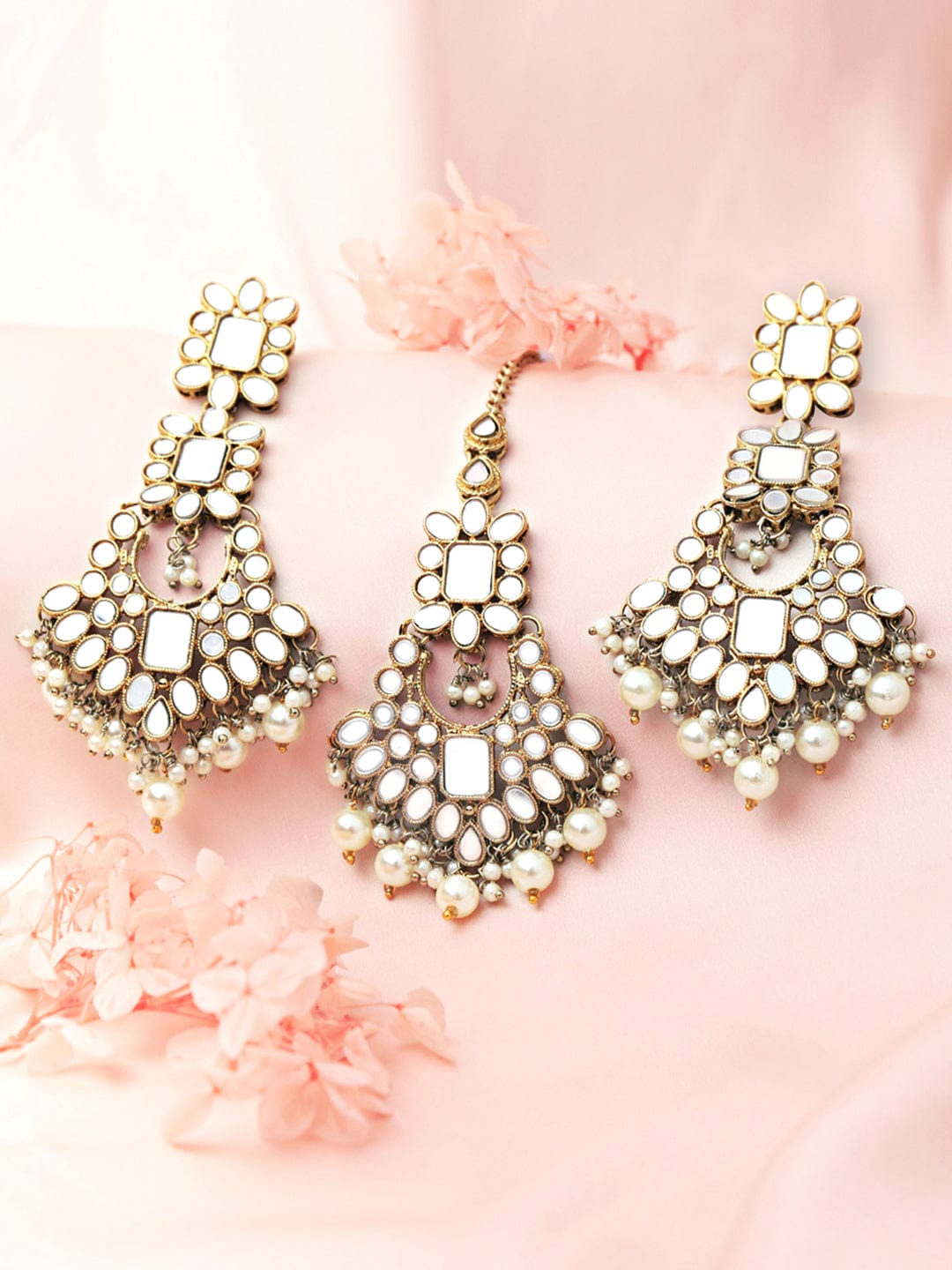 Elegant Set Of Silver Pink Color Diamond Necklace, Earrings With Mangtika