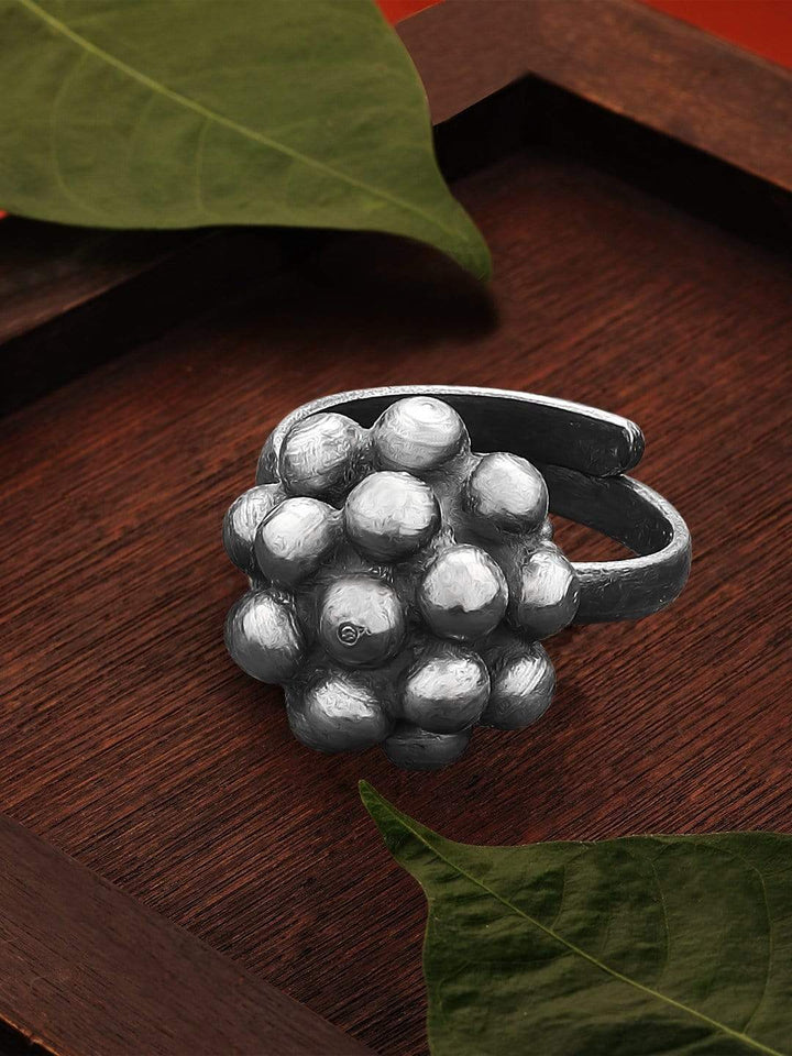 Rubans Oxidised Silver-Plated Black Handcrafted Finger Ring Rings