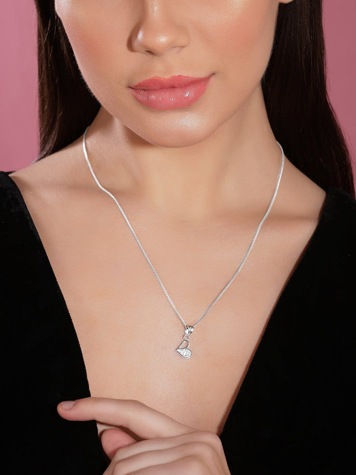 Rubans Rhodium Plated, Minimal Chain Heart Motif Zircons Studded Necklace. Chain & Necklaces