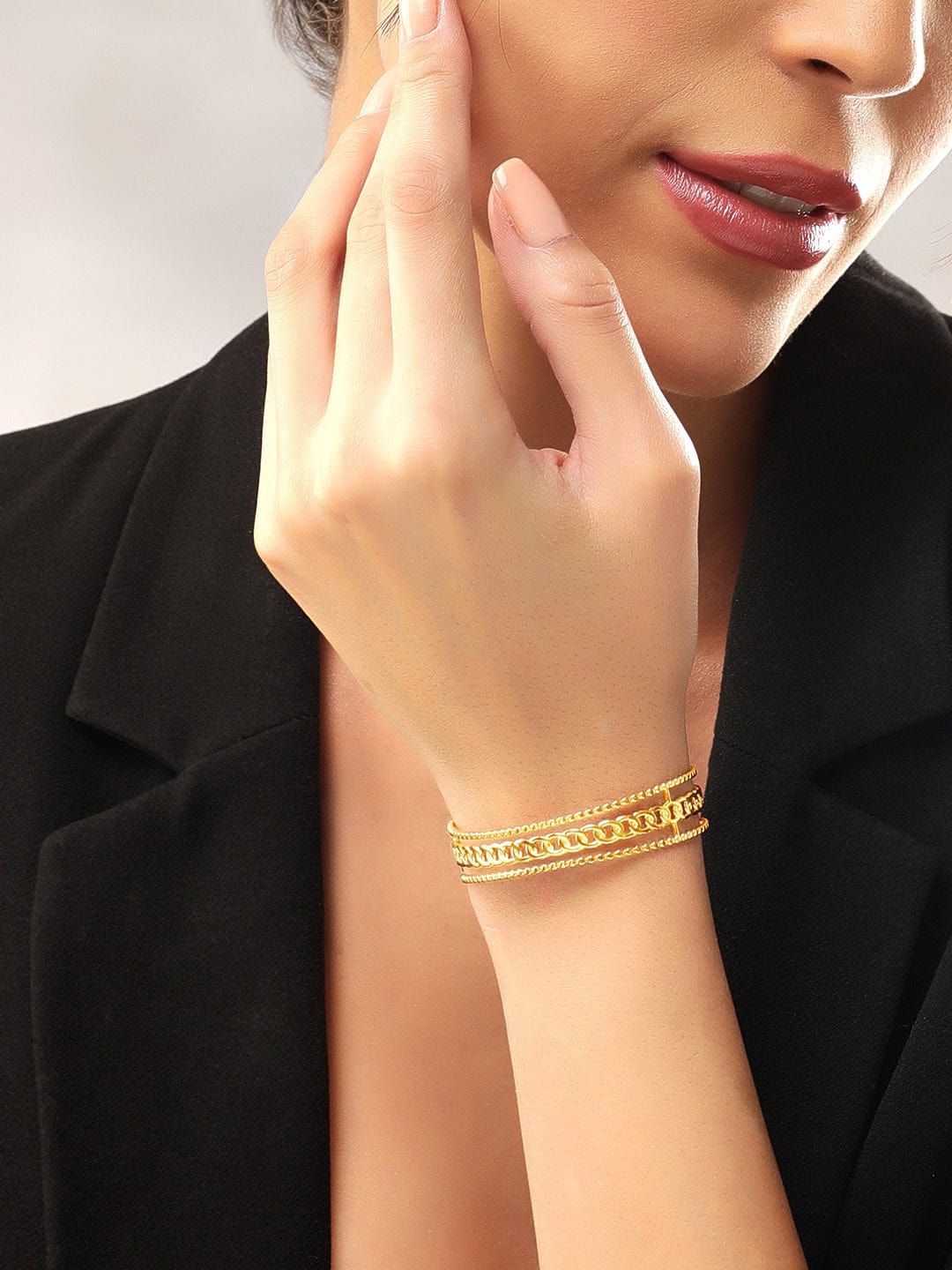 Rubans Voguish 18K Gold Plated Stainless Steel Cuban Link Adjustable Bracelet Bangles & Bracelets