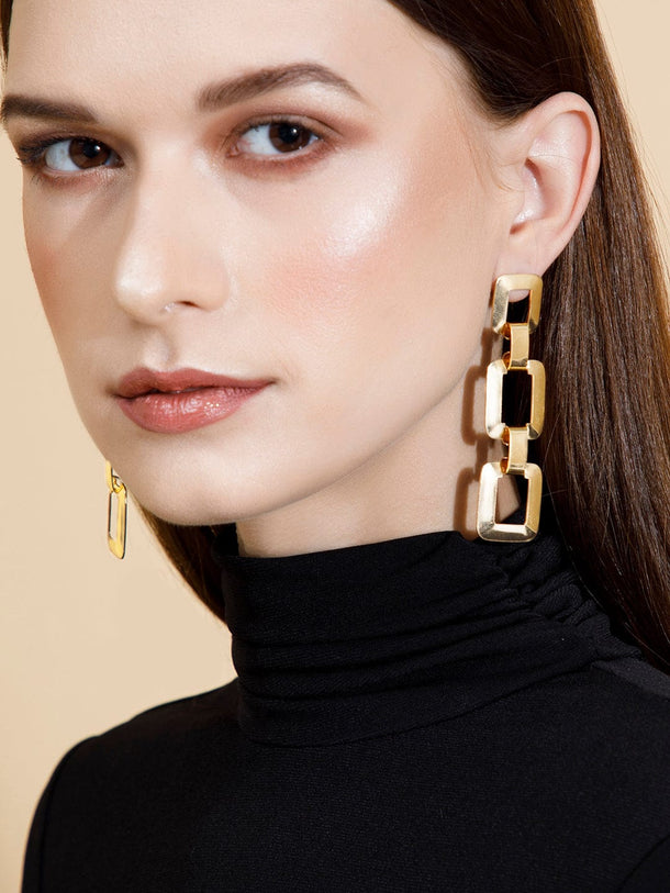 Rubans Voguish Gold-Toned Set of 2 Floral Studs Earrings Earrings
