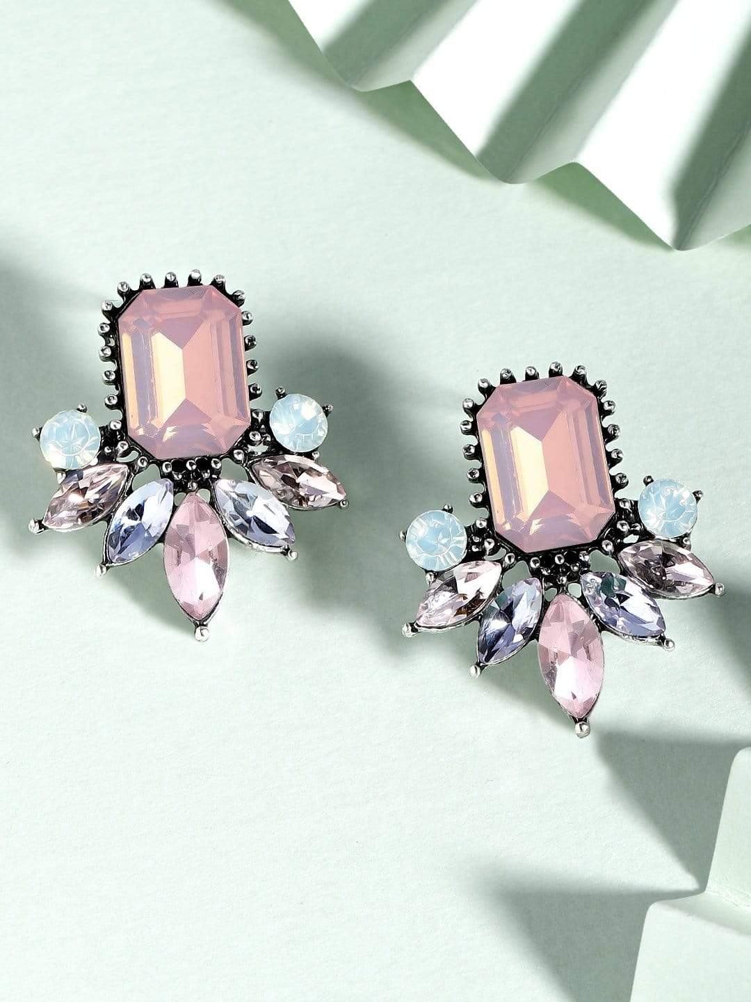 Rubanss Silver Plated Handcrafted Crystal Stone Stud Earrings Earrings