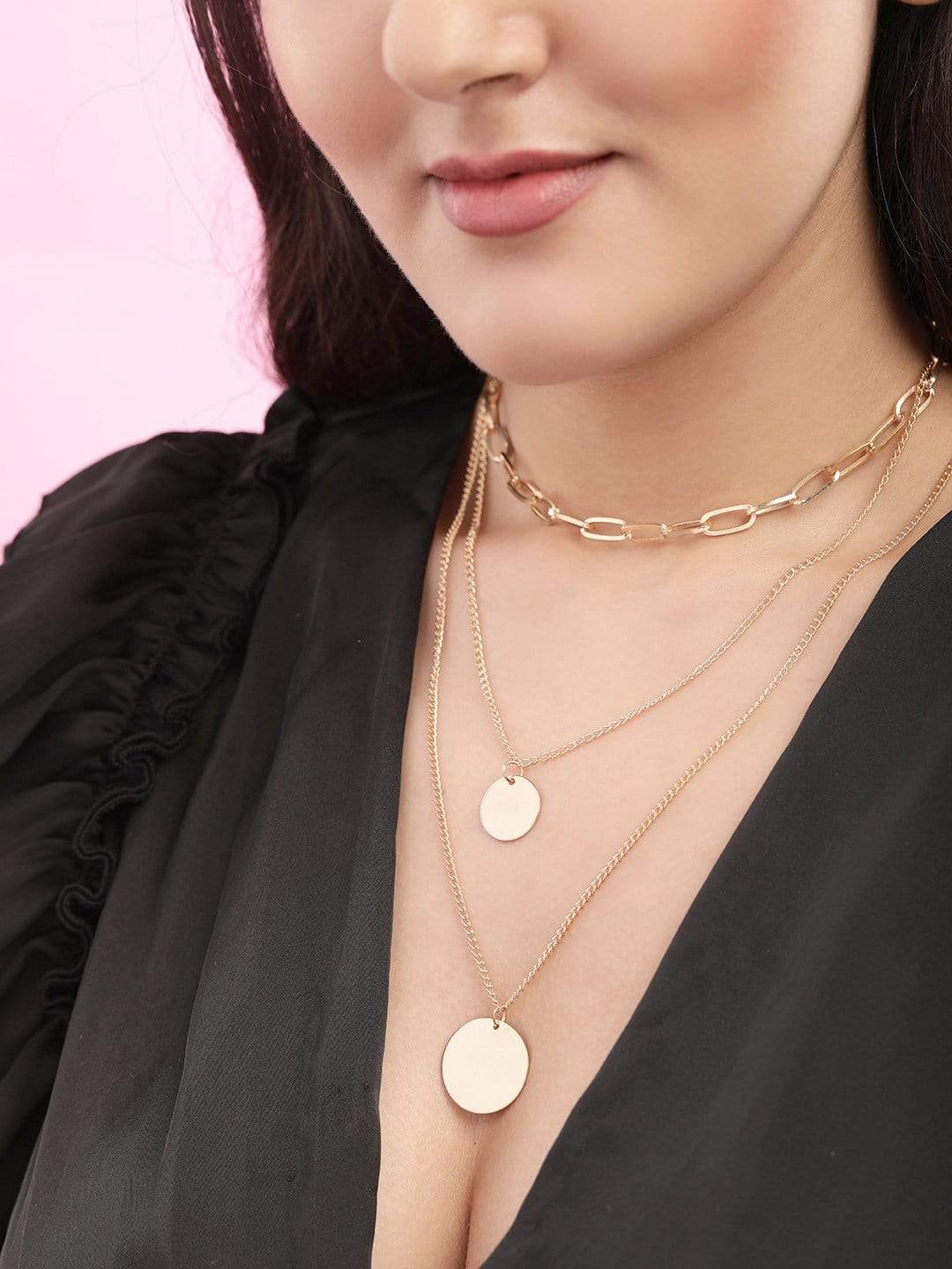 set of 2 necklaces gold plated layered and round pendant gold plated interlink chain necklaces