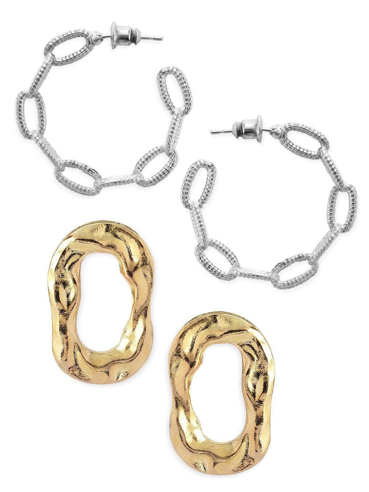 Tokyo Talkies X rubans Set of 2 Interlinked Hoop Shaped Earrings. Earrings